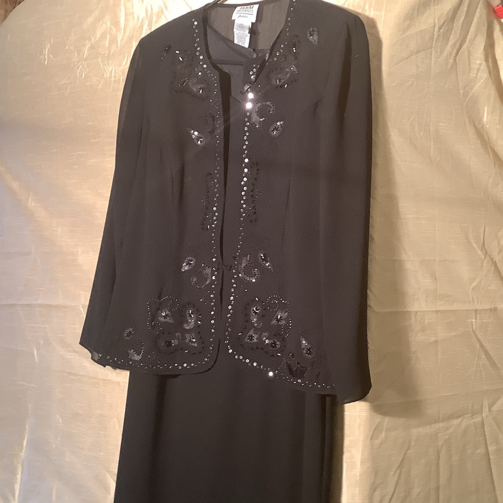 R&M Richards Elegant Black Dress Ensemble